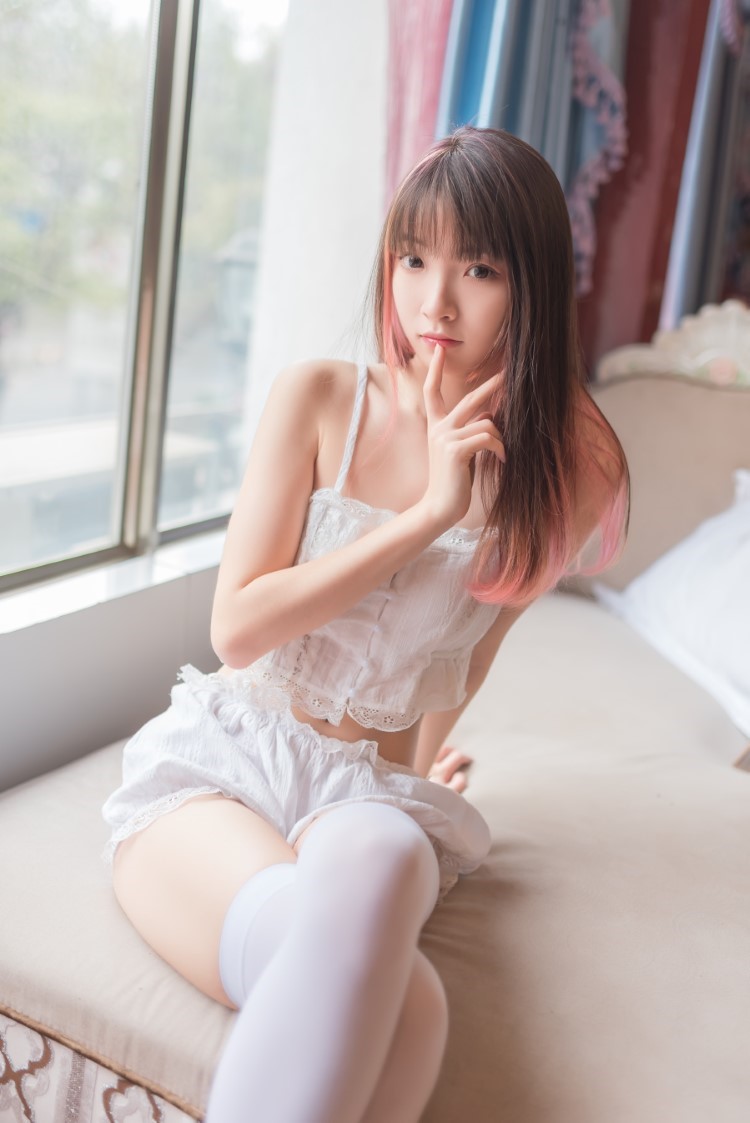 喵糖映画 VOL.249 蕾花白丝睡衣 [49P/247MB]插图1