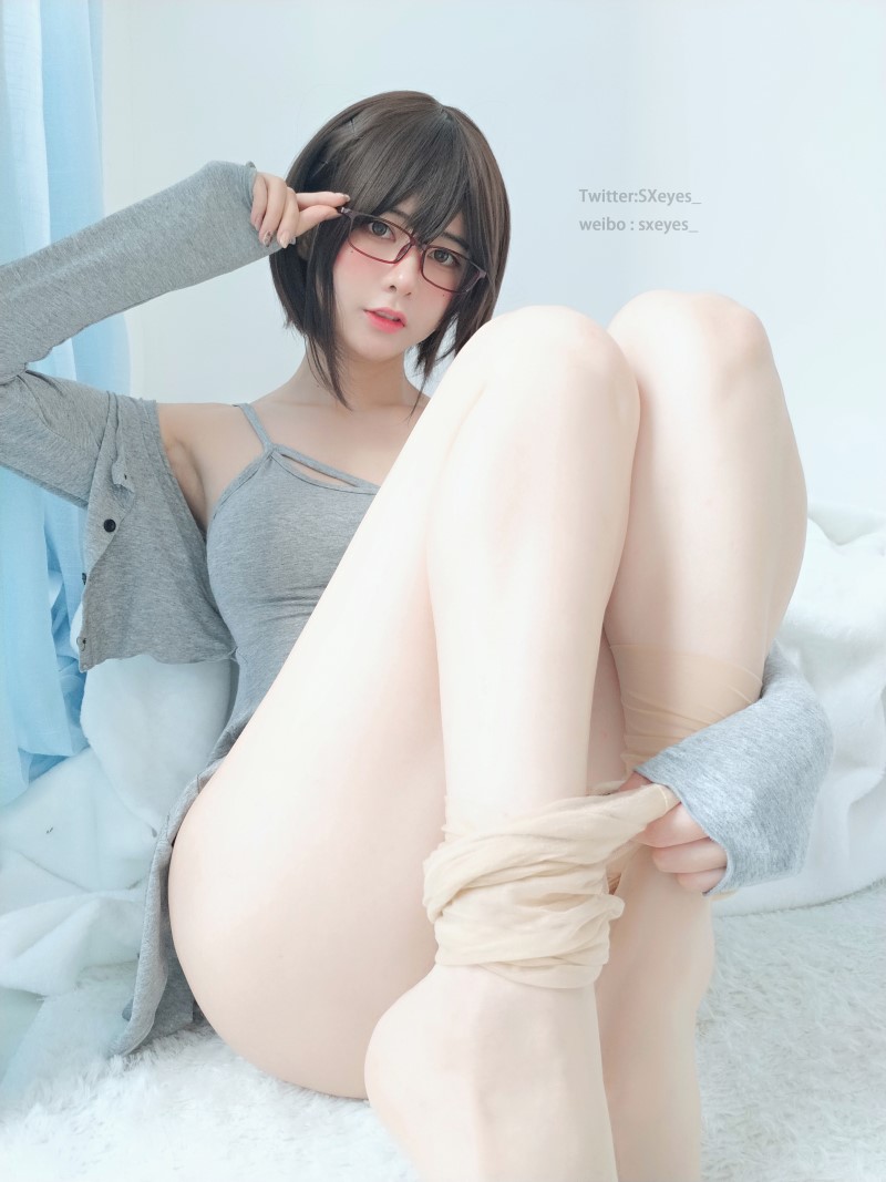 微博红人@眼酱大魔王w 肉丝连衣裙 [30P/130MB]