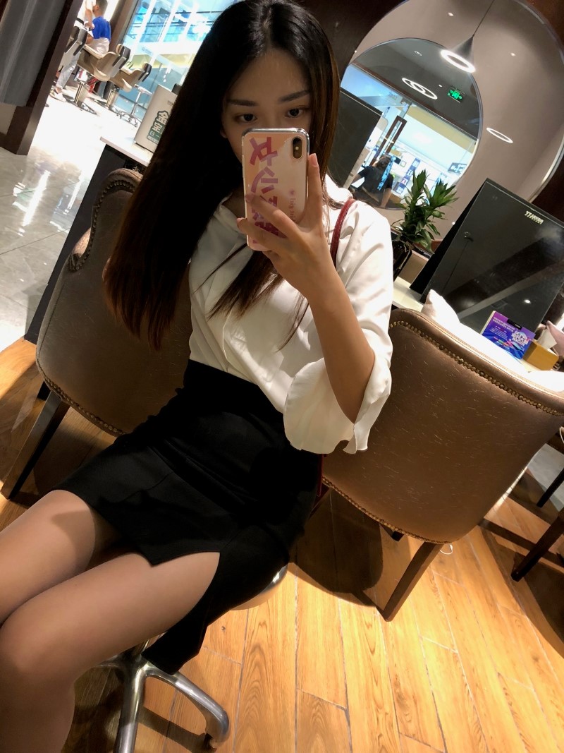 网红哈比@哈比美腿套图系列二 [180P/121M]插图1