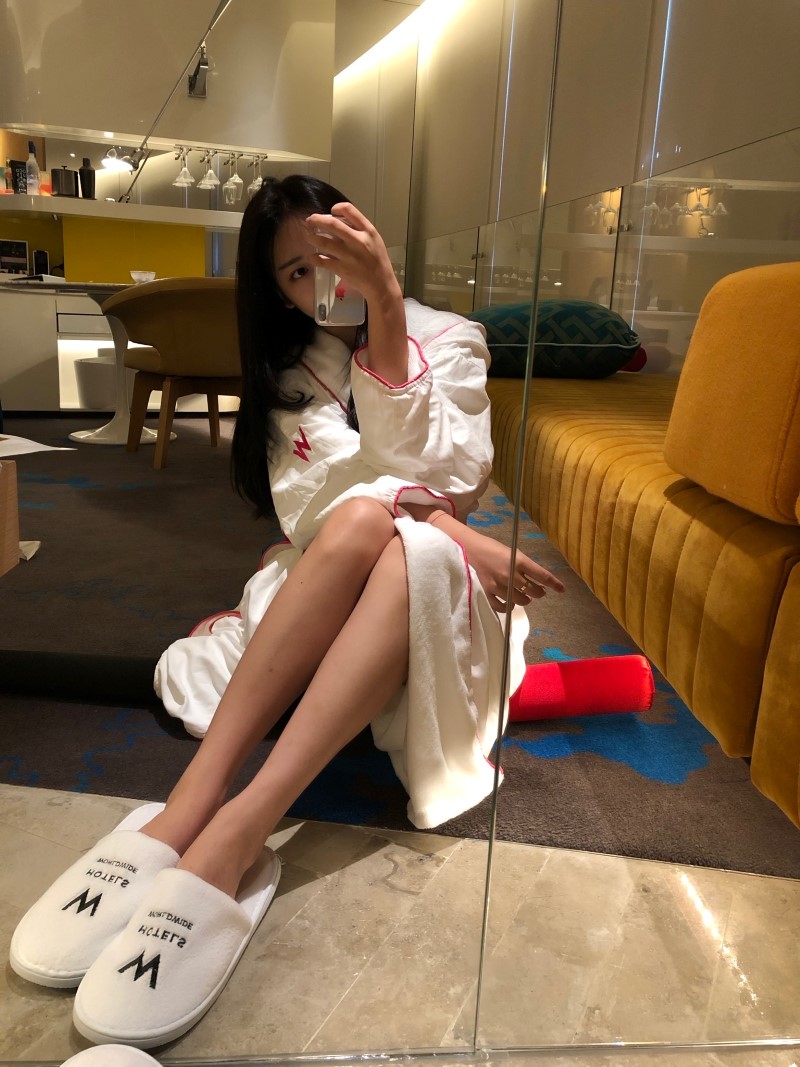 网红哈比@哈比美腿套图系列三 [180P/121MB]插图3