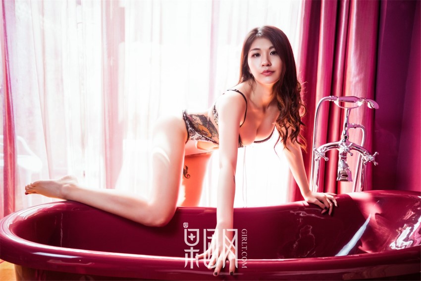 [Girlt果团网]2017.07.15 NO.031 美腿尤物酸酱兔 [55P/398MB]插图3