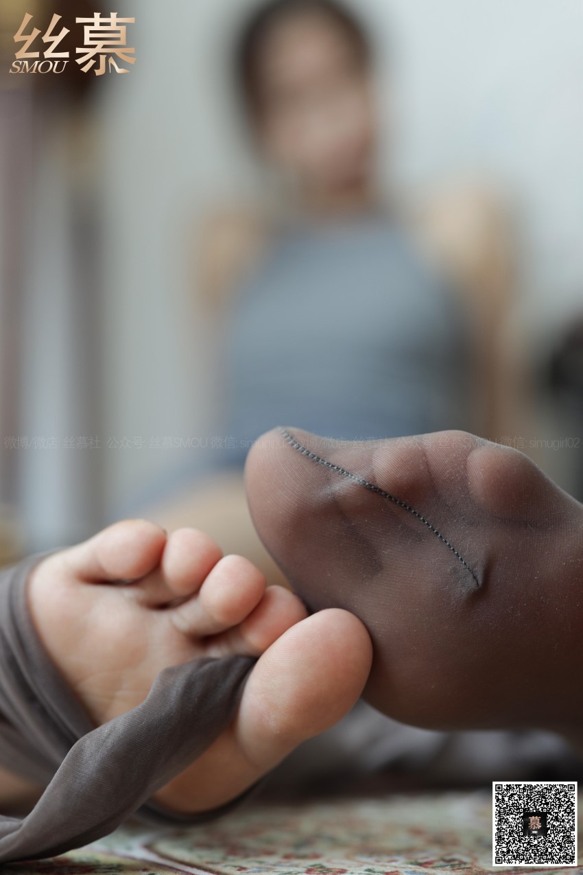 [丝慕GIRL]特写集 TX055 米朵《玩爆灰丝》[78P/1V/294MB]插图4