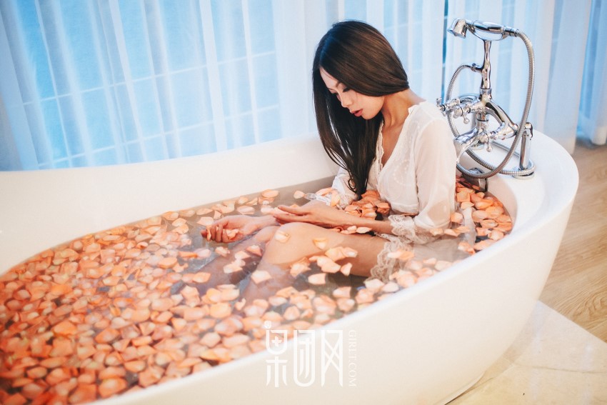 [Girlt果团网]2017.09.17 NO.069 居室少女Anne寂寞等候 [58P/789MB]插图3