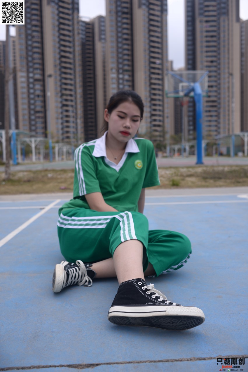 [只糖棉袜]NO.208 苏瑶 时光会记得 [195P/1V/799MB]