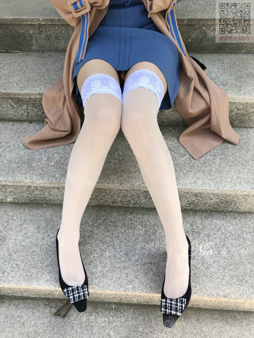 精选街拍 No.184 Nia乔乔学姐外拍诱惑长筒白丝袜 [20P/21MB]插图1