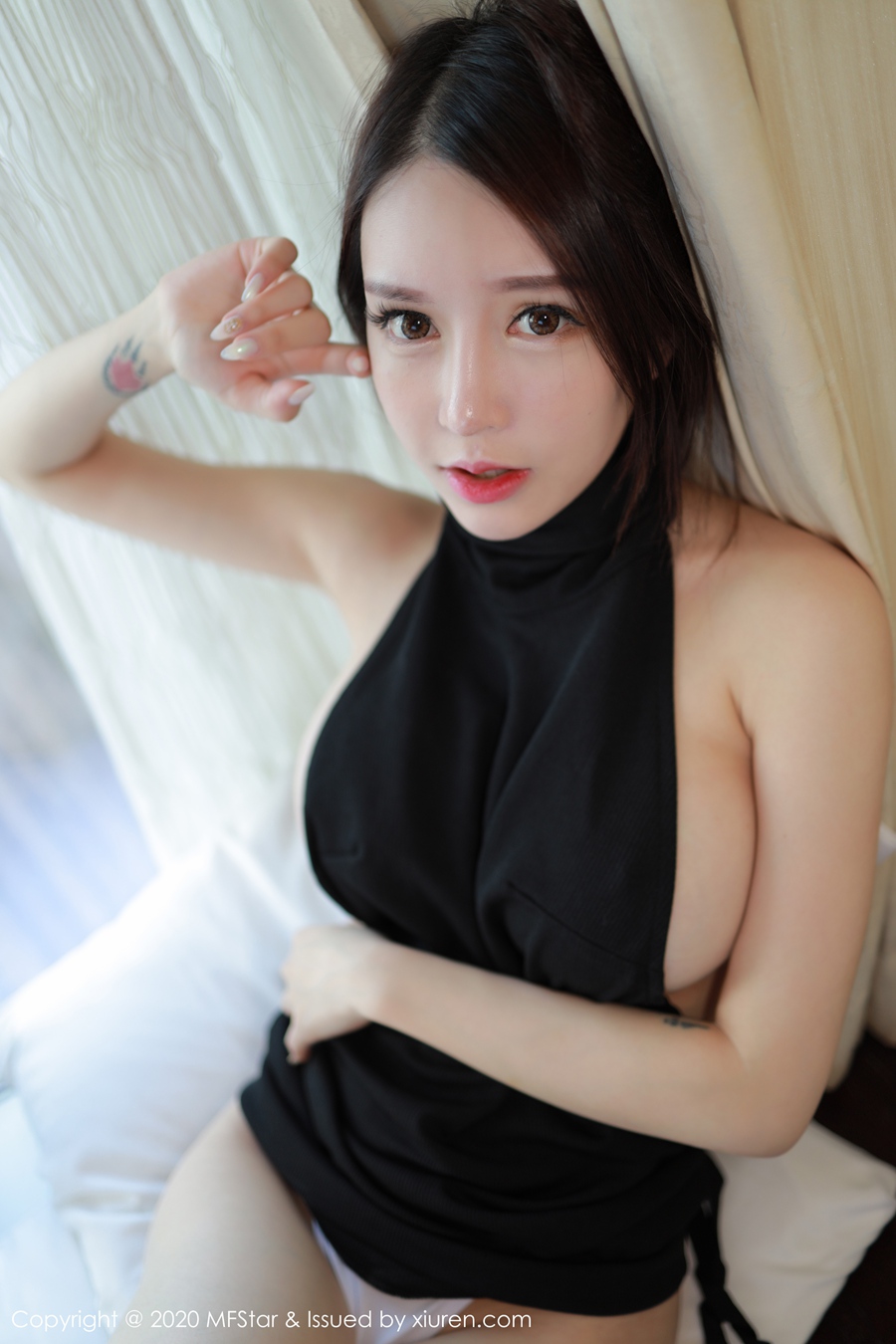 [MFStar模范学院]MF20200225VOL0274 2020.02.25 VOL.274 魅惑极致的开背毛衣 玉兔miki[62+1P/108M]插图4