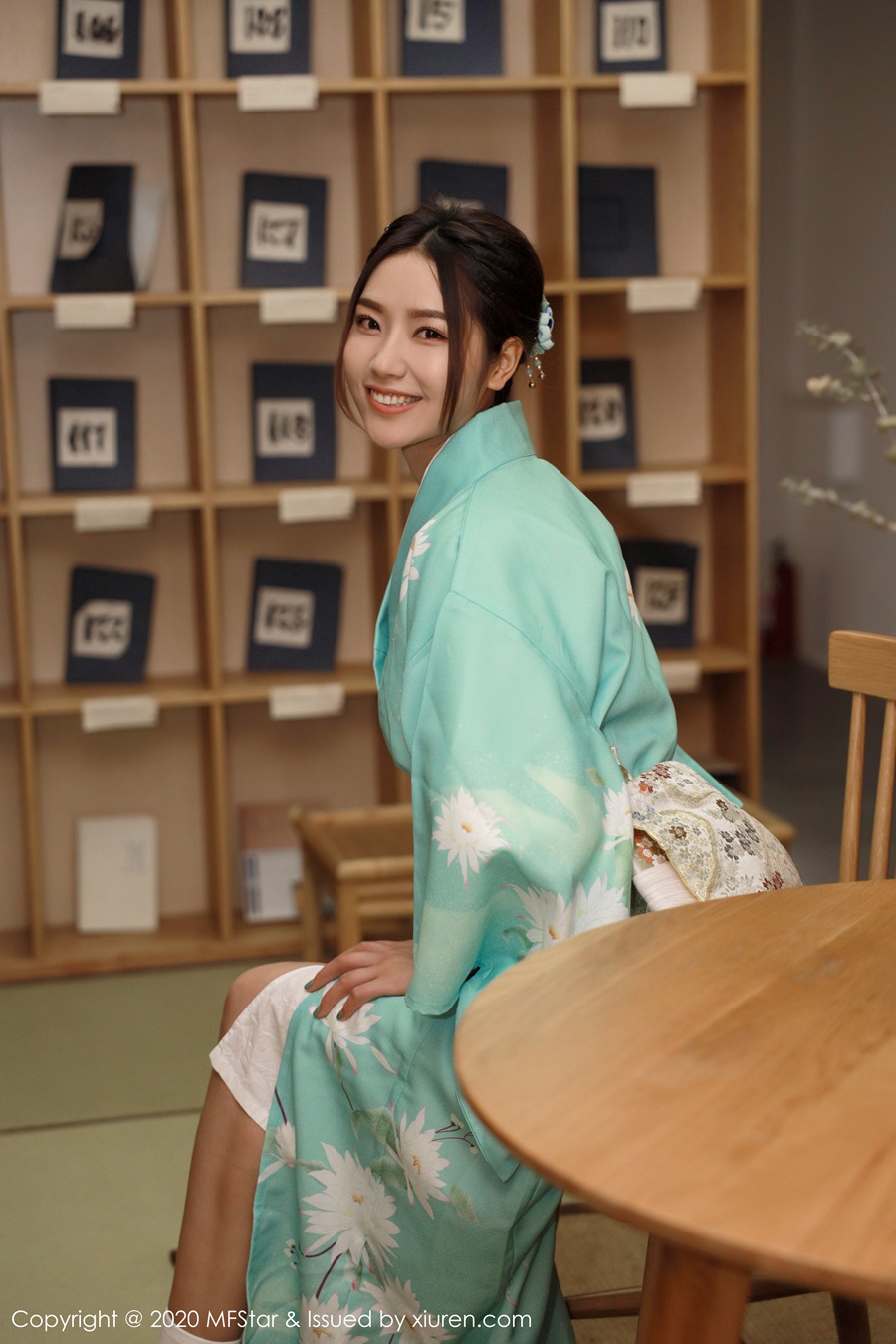 [MFStar模范学院]MF20200519VOL0332 2020.05.19 VOL.332 一袭鲜艳韵味的和服 方子萱[71+1P/238M]插图3