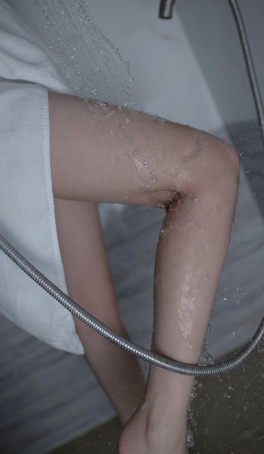 疯猫ss – 思绪之浴室 [30P/391MB]插图2