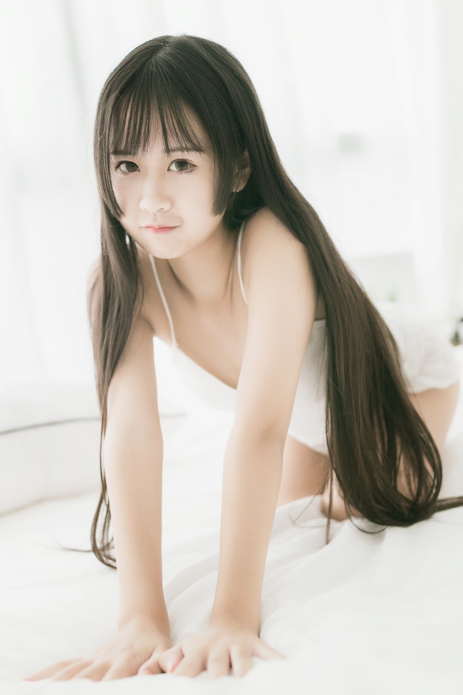 萌芽儿o0 – 民宿 [20P/90MB]