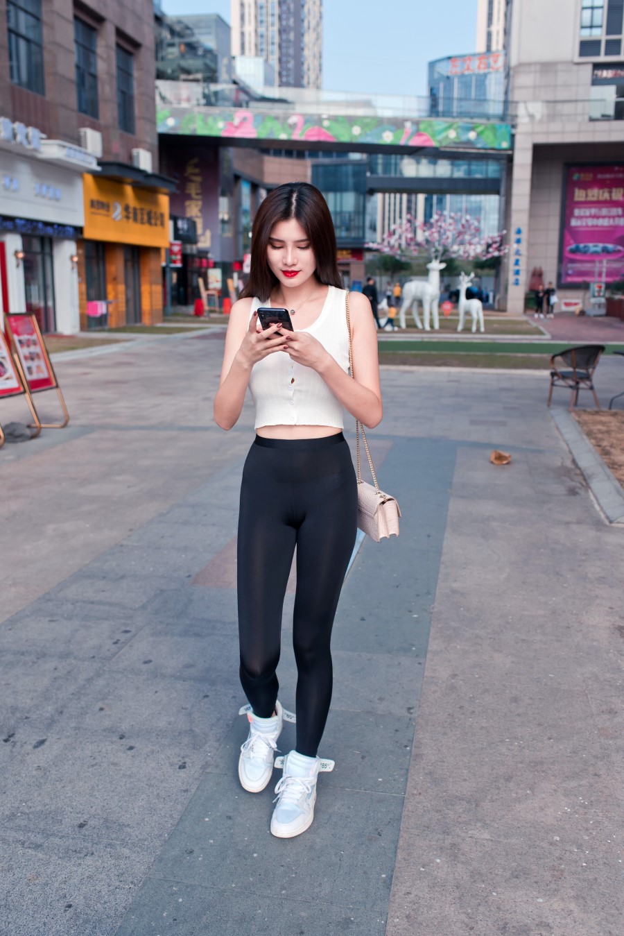 精选街拍 No.479 身材超好的户外运动美女（二） [88P/100M]插图1