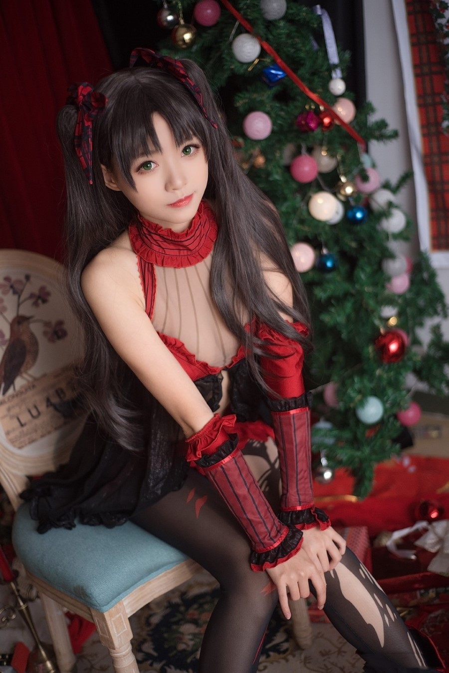 大大卷卷小卷 – 内衣双马尾 [8P/4MB]