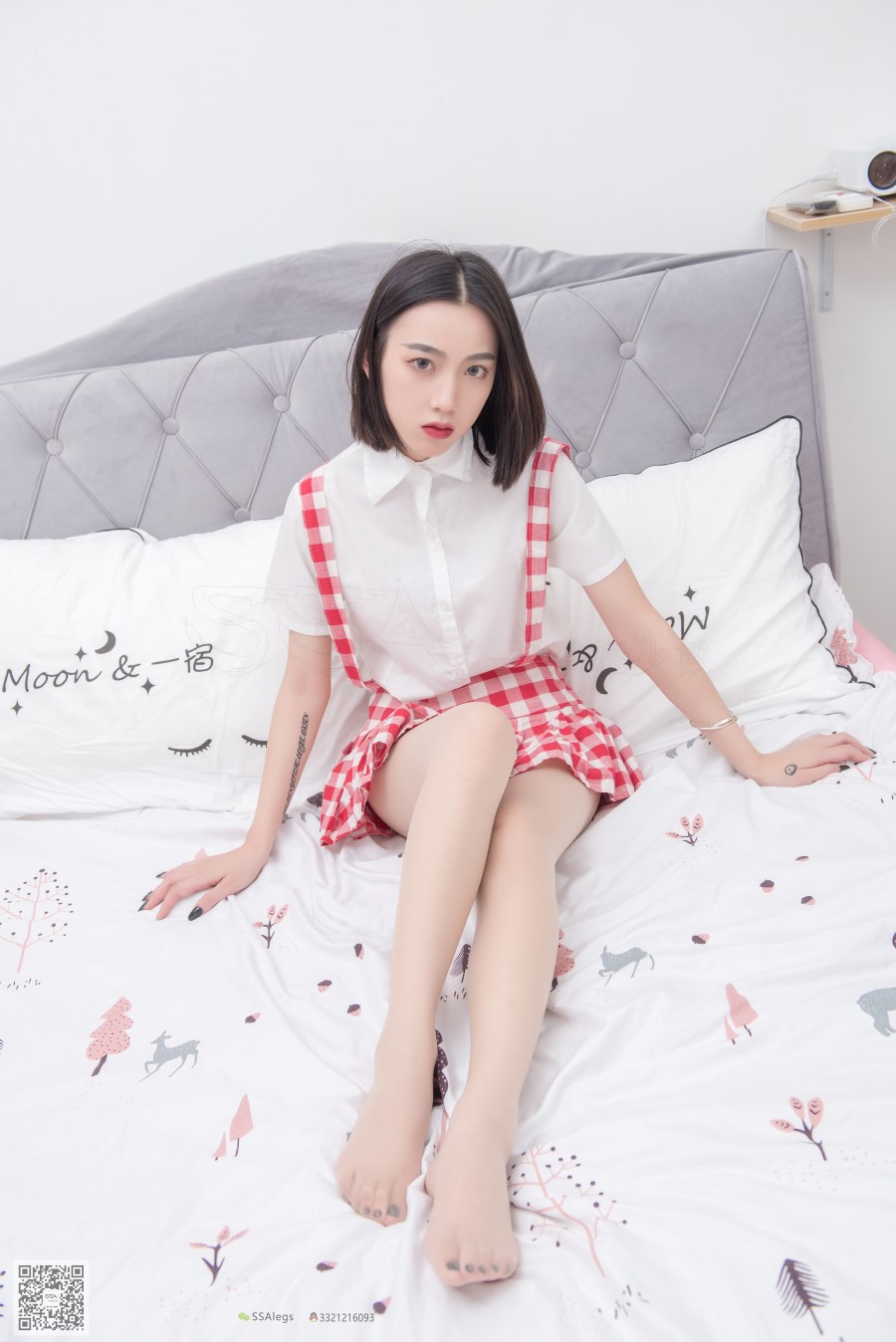 [SSA丝社]超清写真 NO.033 大大 红白格子齐臀超短裙肉丝 [99P/809MB]插图1