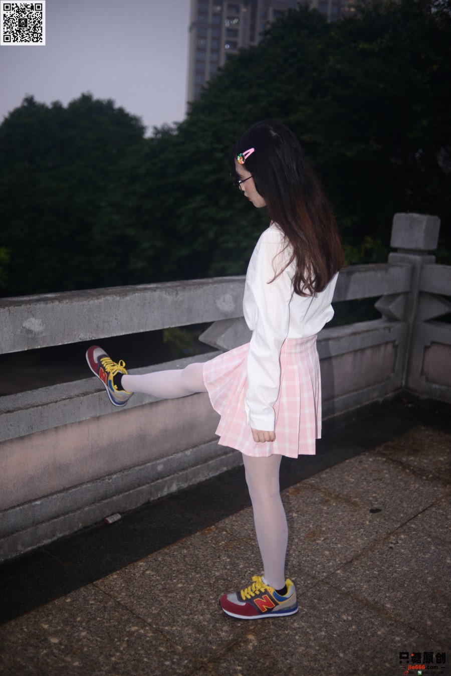 [只糖原创] 定制002 优米 糟糕又被生活叫醒 [151P/1V/840MB]