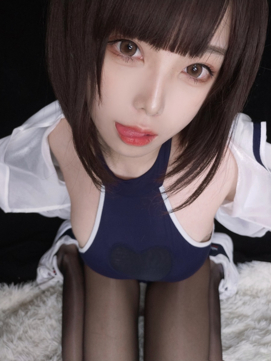 萌系小姐姐 蜜汁猫裘 – 水着 [34P/287MB]插图3