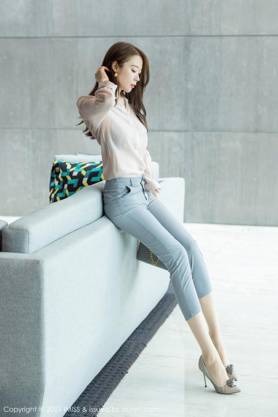 [IMiss爱蜜社]2021.09.17 VOL.631 梦心月 [56+1P/494MB]插图1