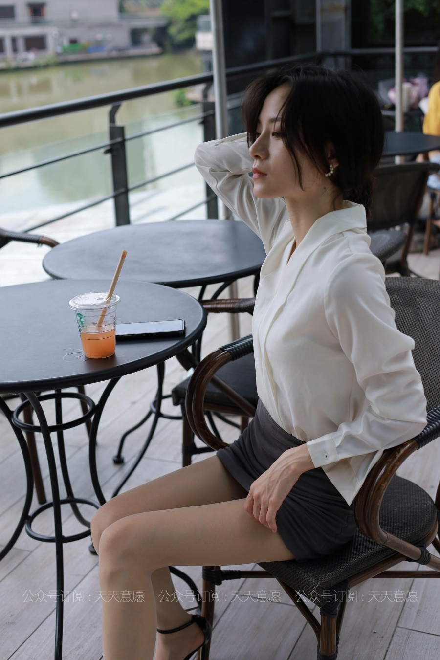 [IESS异思趣向] 2021.07.08 丝享家855：小六《白色OL装》[90P/141MB]插图4