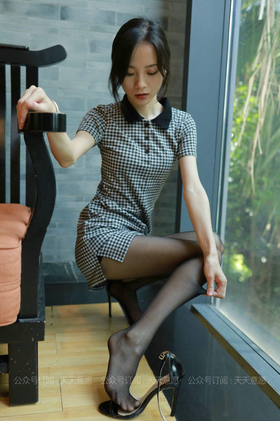 [IESS异思趣向] 2021.08.07 丝享家882：小六《下午茶的格子短裙》 [86P/149MB]插图2