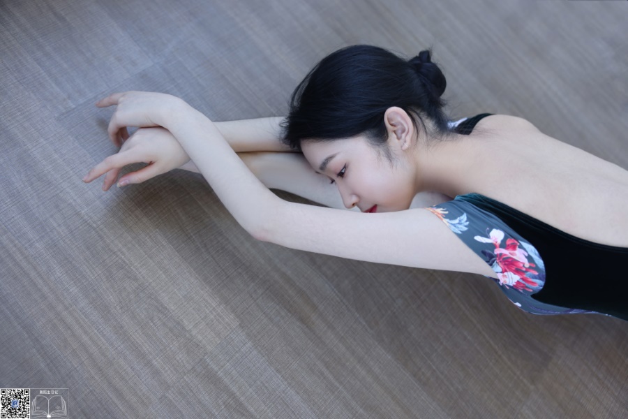 [GALLI嘉丽]舞蹈生日记 049 – 珊珊 [42P/312MB]插图1