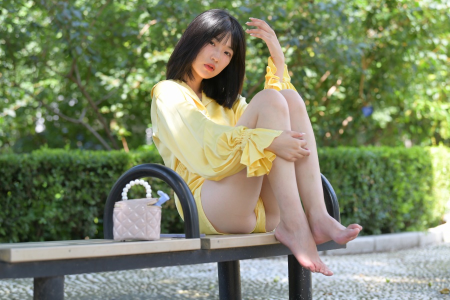 精选街拍 No.980 遛狗女孩（五） [70P/68MB]插图1