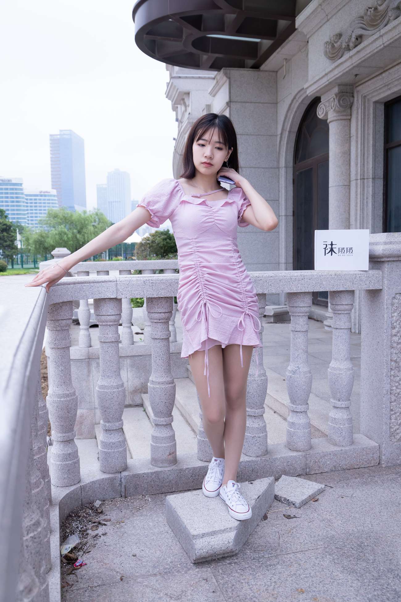 [BoBoSocks袜啵啵]NO.001 小甜豆-帆布鞋、白棉袜、肉丝 [138P/1V/6.23GB]插图2