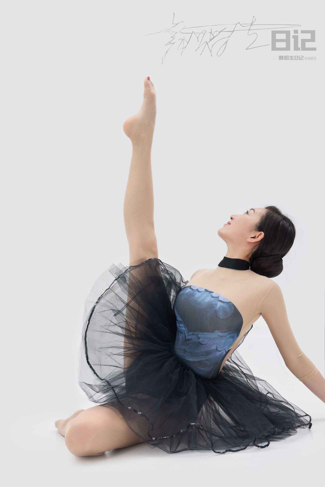 [GALLI嘉丽]舞蹈生日记 085 – 咚咚 [33P/60MB]