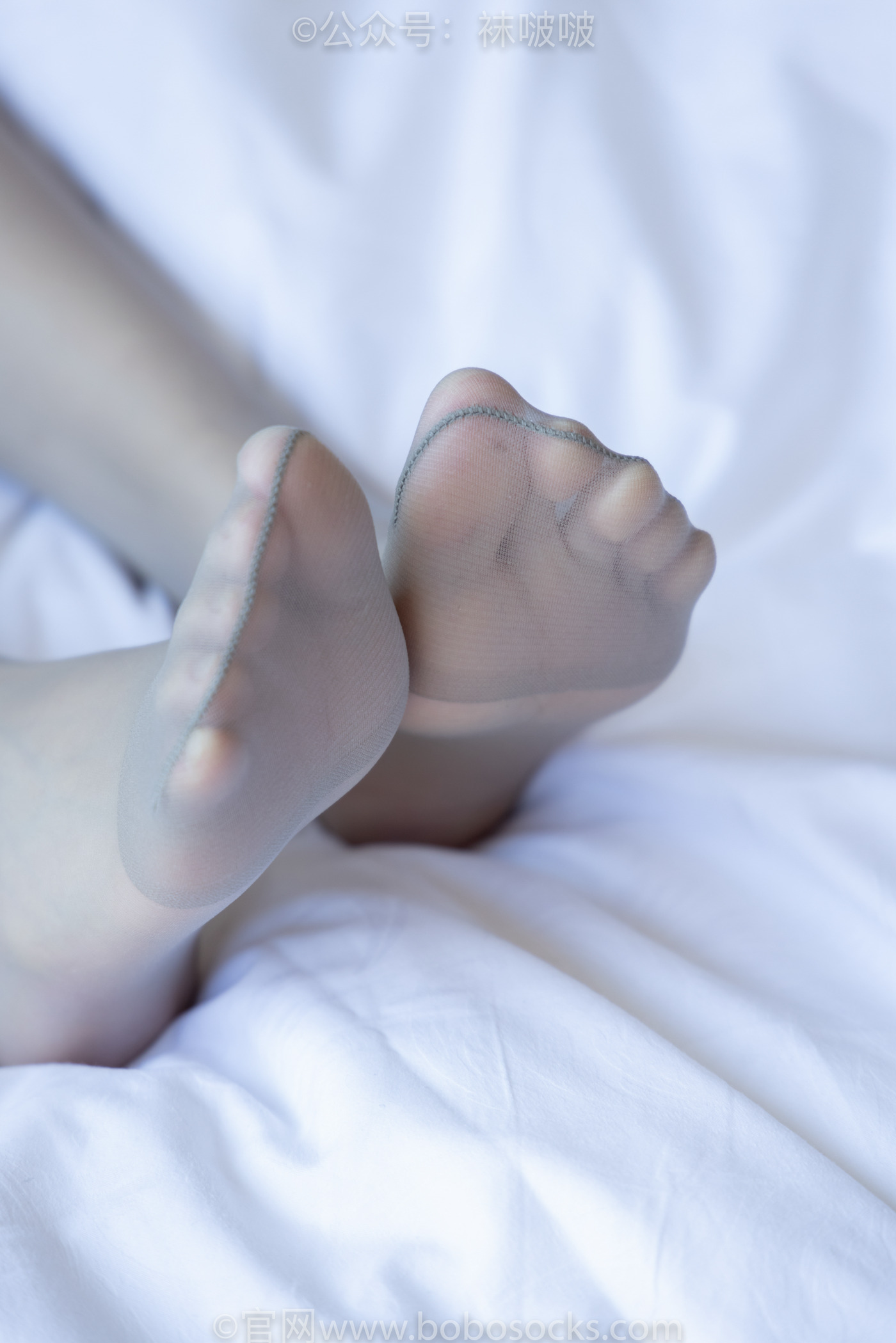 [BoBoSocks袜啵啵]NO.035 小甜豆-平底鞋、薄灰丝、薄咖啡丝 [133P/1V/2.05GB]插图1