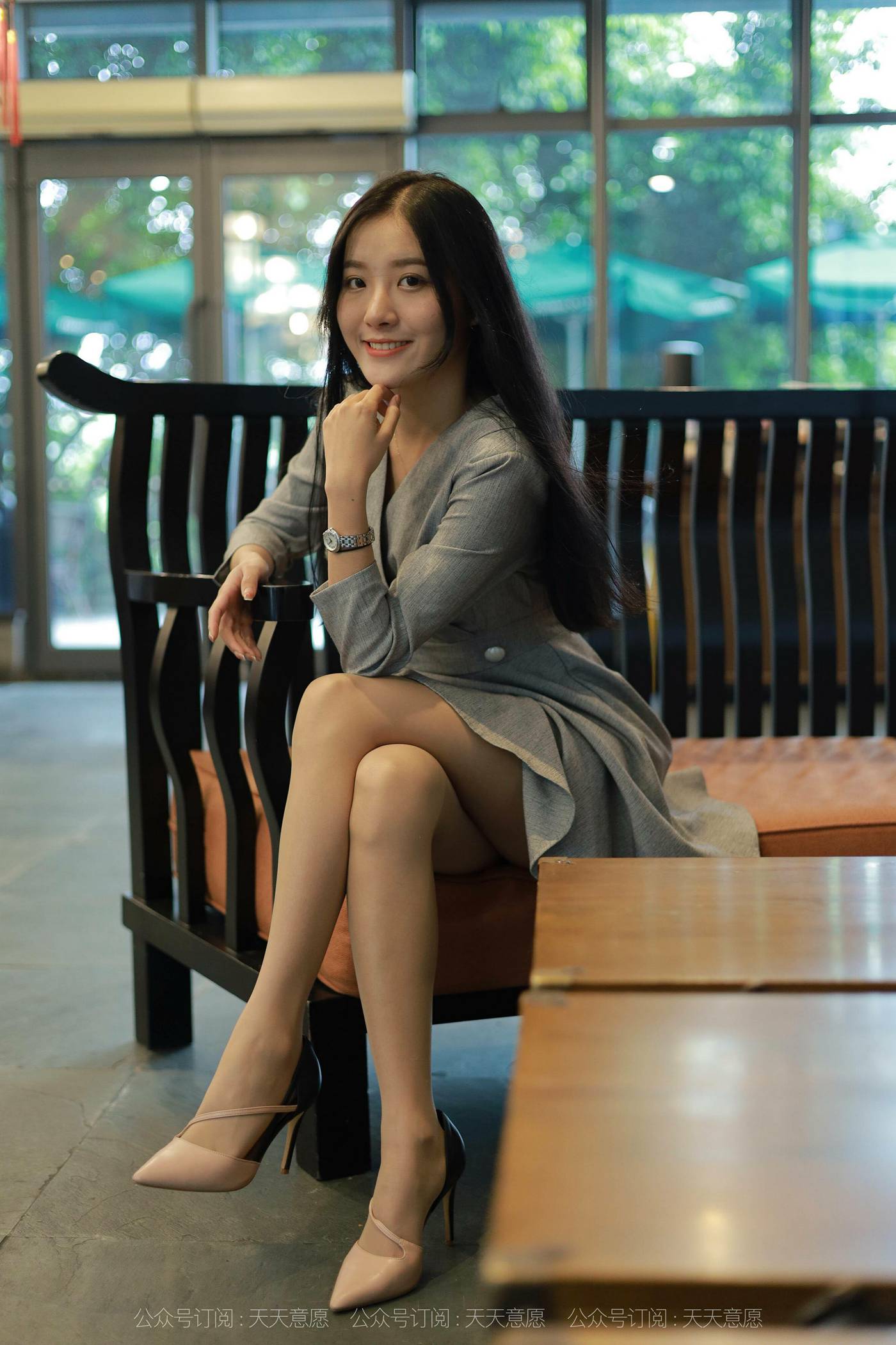 [IESS异思趣向] 2021.11.13 丝享家973：婉苹《美女配咖啡》 [86P/115MB]插图3