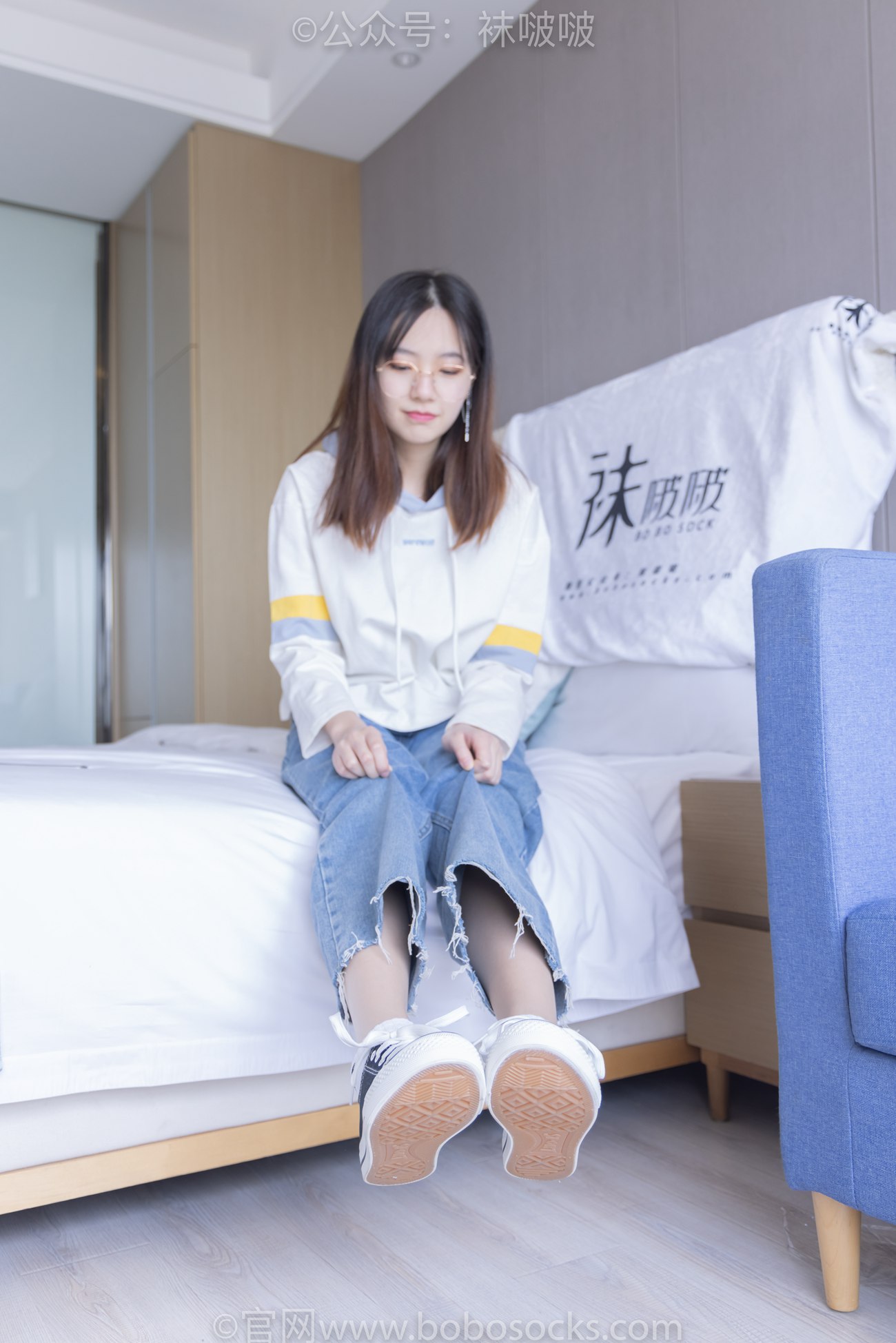 [BoBoSocks袜啵啵]NO.080 小甜豆-帆布鞋、白棉袜、肉丝 [140P/1V/6.63GB]插图3