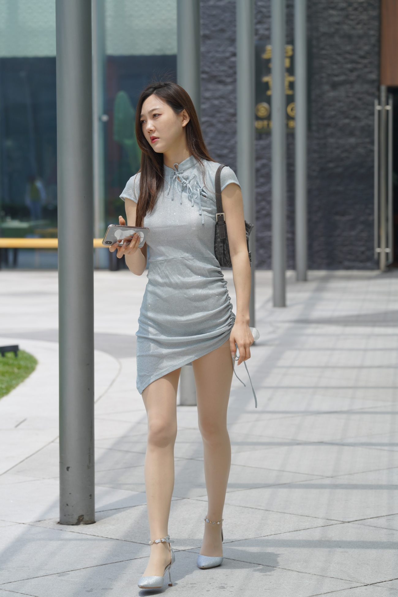 精选街拍 No.1098 气质优雅的旗袍长腿小姐姐（5） [110P/140M]插图3