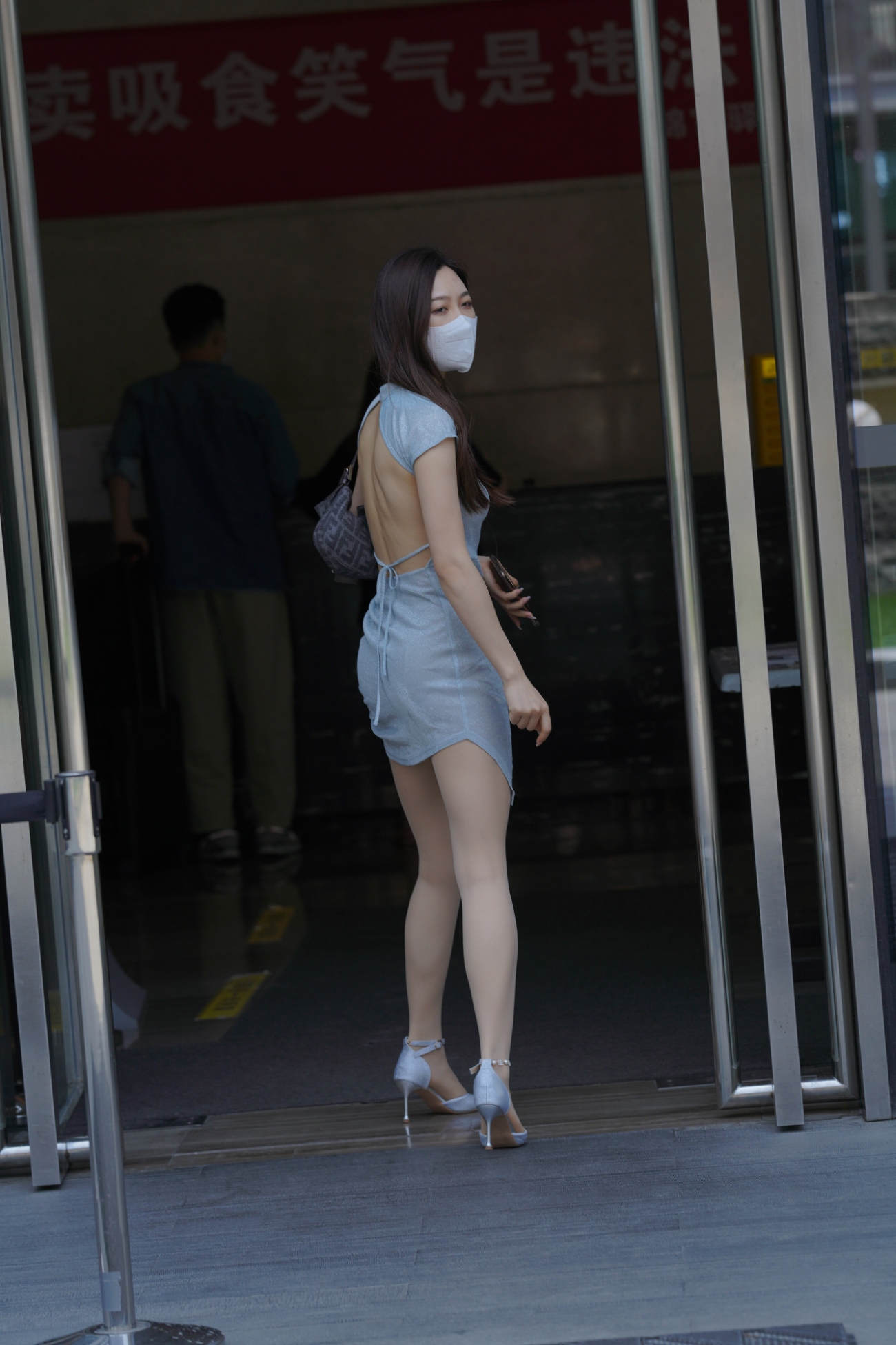 精选街拍 No.1102 气质优雅的旗袍长腿小姐姐（9） [135P/183M]插图4