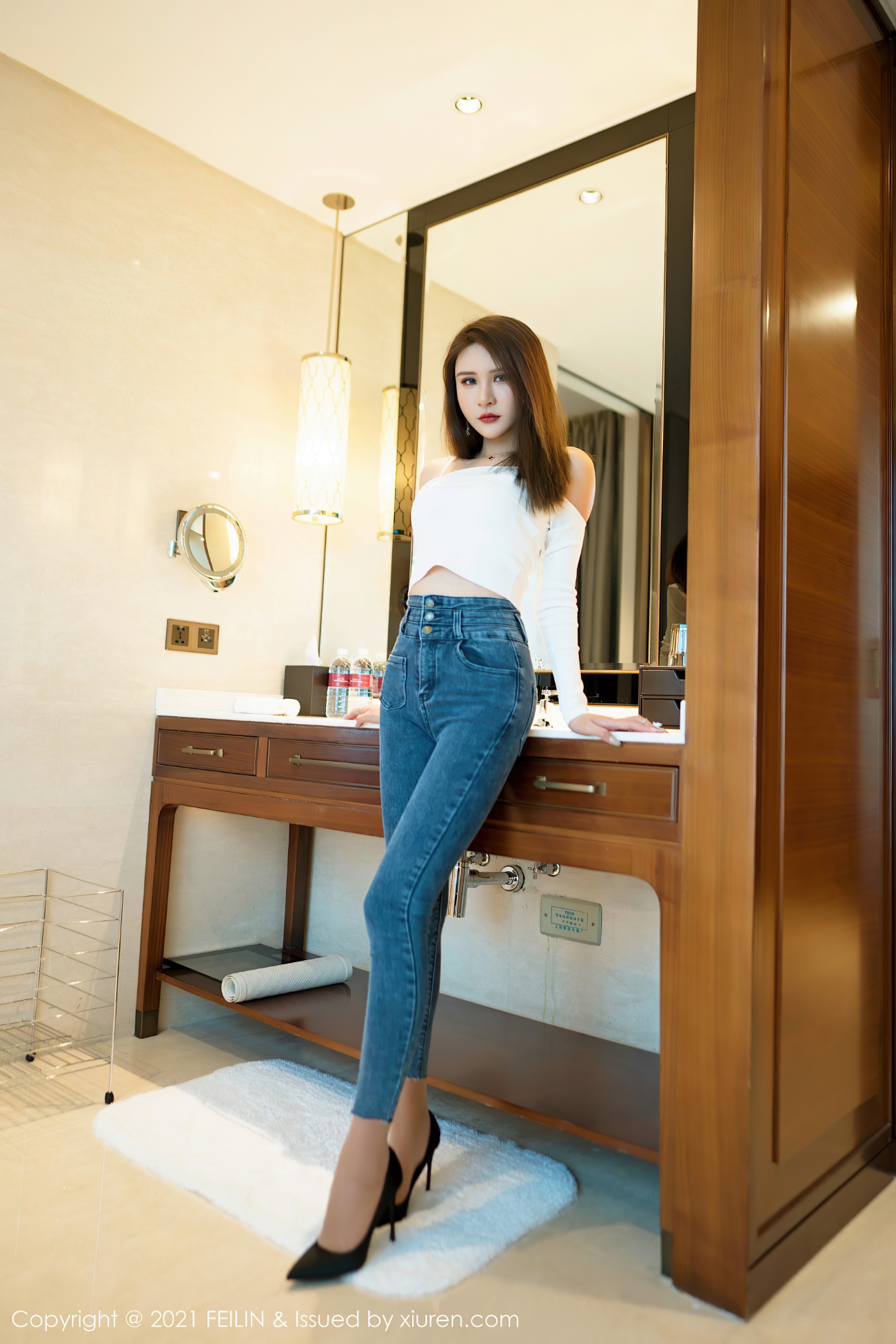 [Feilin嗲囡囡]2021.05.13 VOL.389 Emily顾奈奈[42+1P/415MB]插图1