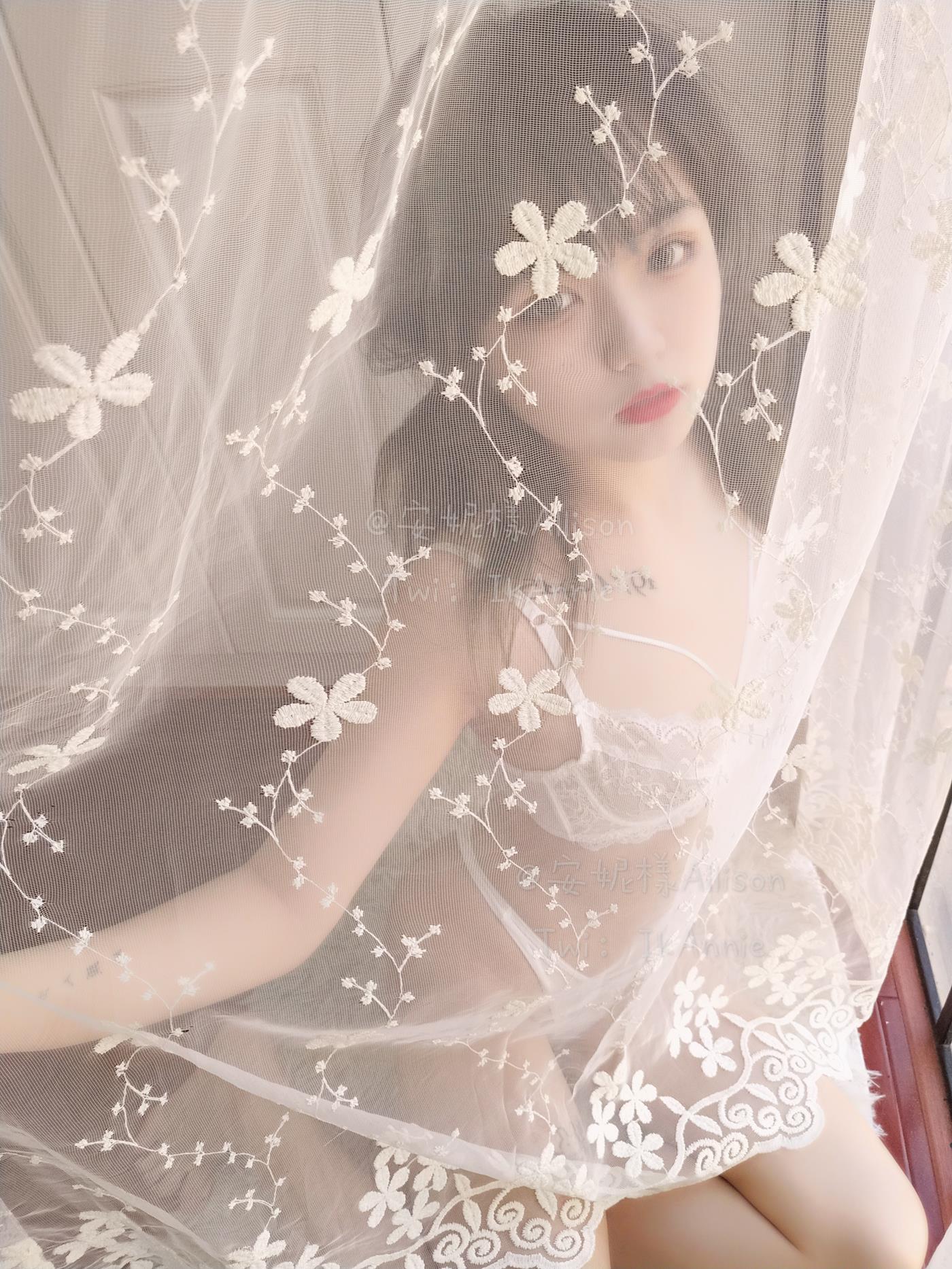 安妮 - 吊带裙[30P/87MB]