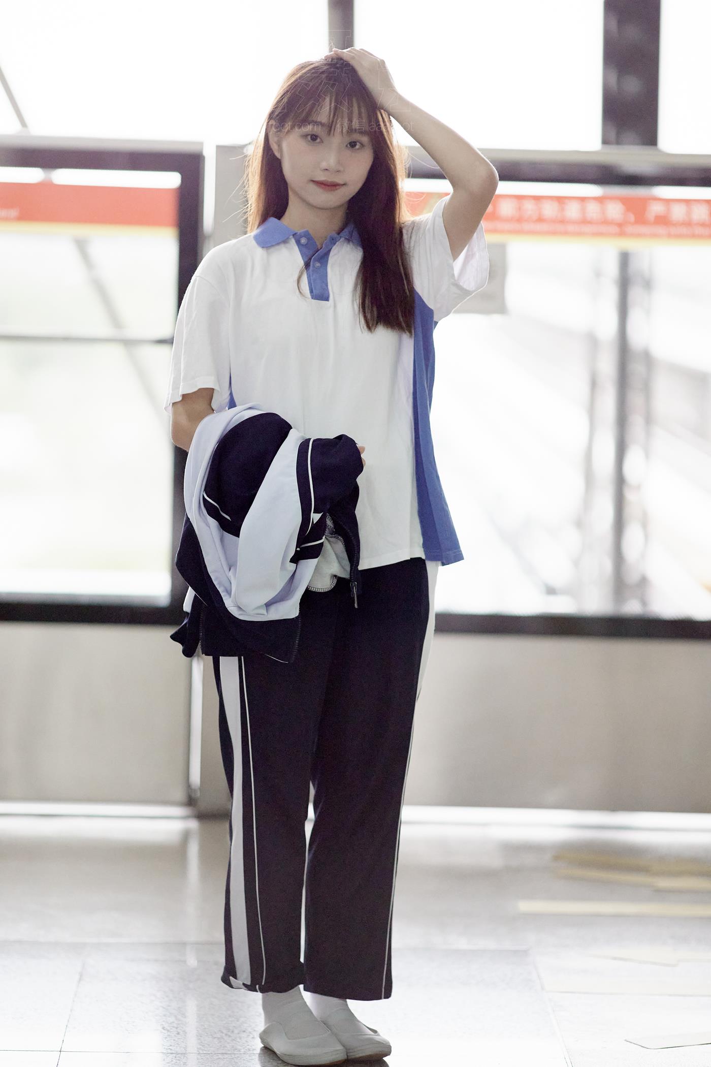 [见新摄影]NO.034 甜美雨天[161P/1V/1.29GB]插图2