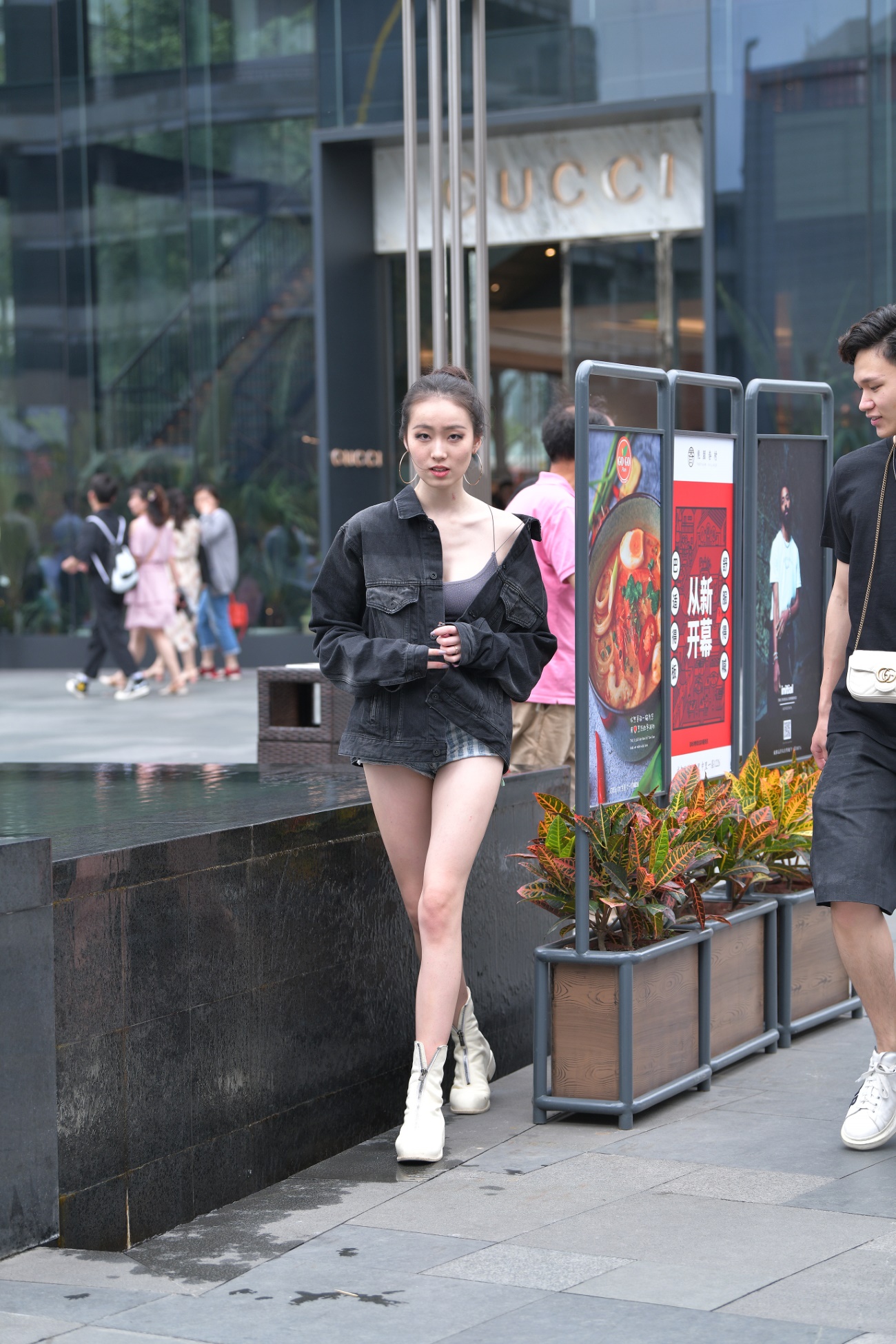 精选街拍作品 NO.1625 摄神街拍作品 – 超级无敌短热裤，贼性感了[82P/132MB]插图1