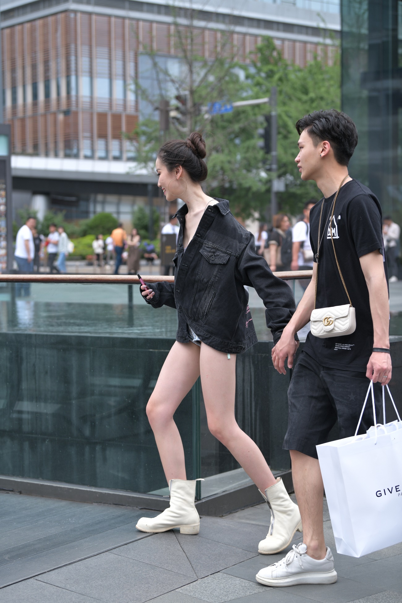 精选街拍作品 NO.1625 摄神街拍作品 – 超级无敌短热裤，贼性感了[82P/132MB]插图2