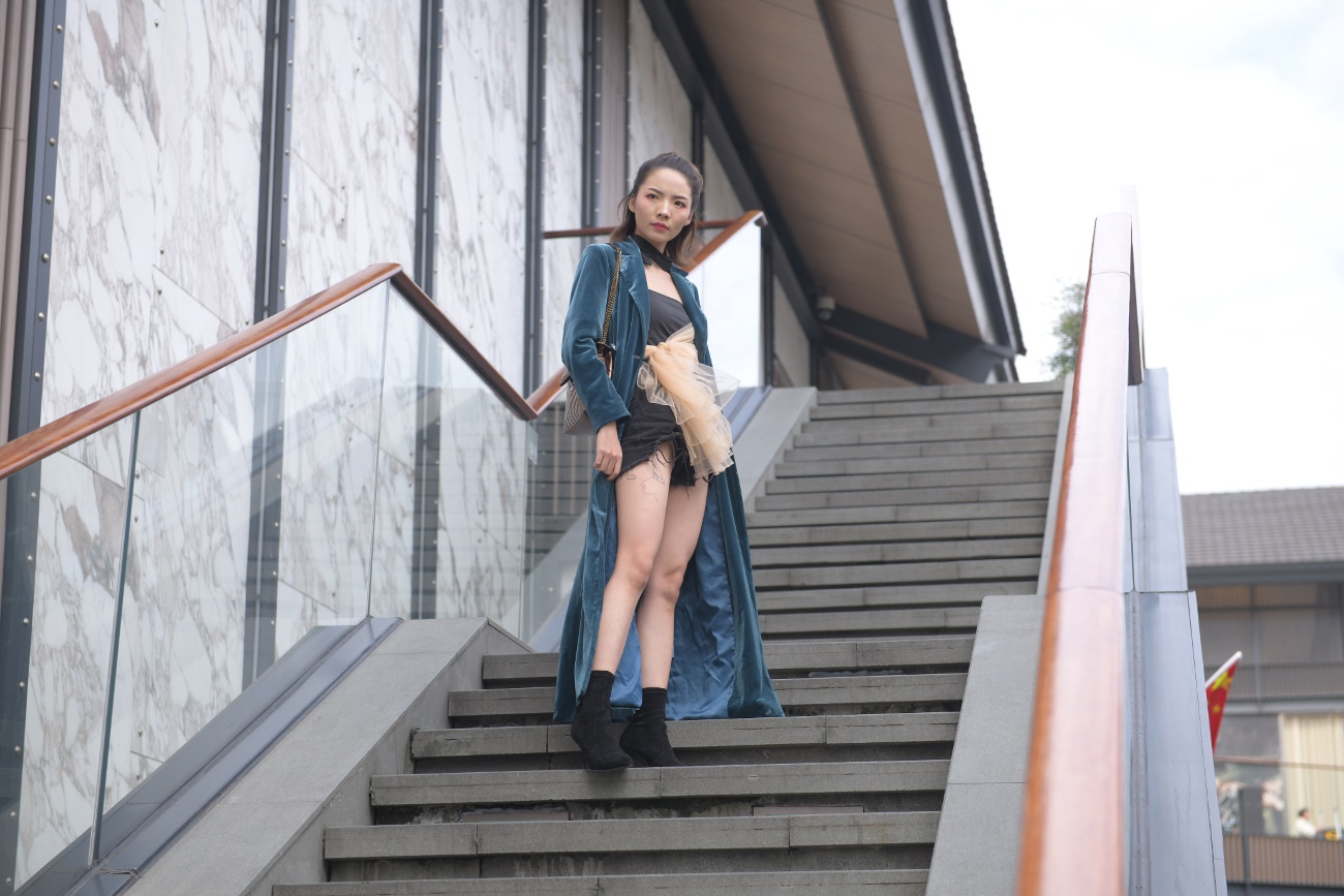 精选街拍作品 NO.1587 摄神街拍作品 – 两大小仙女[154P/222MB]插图2