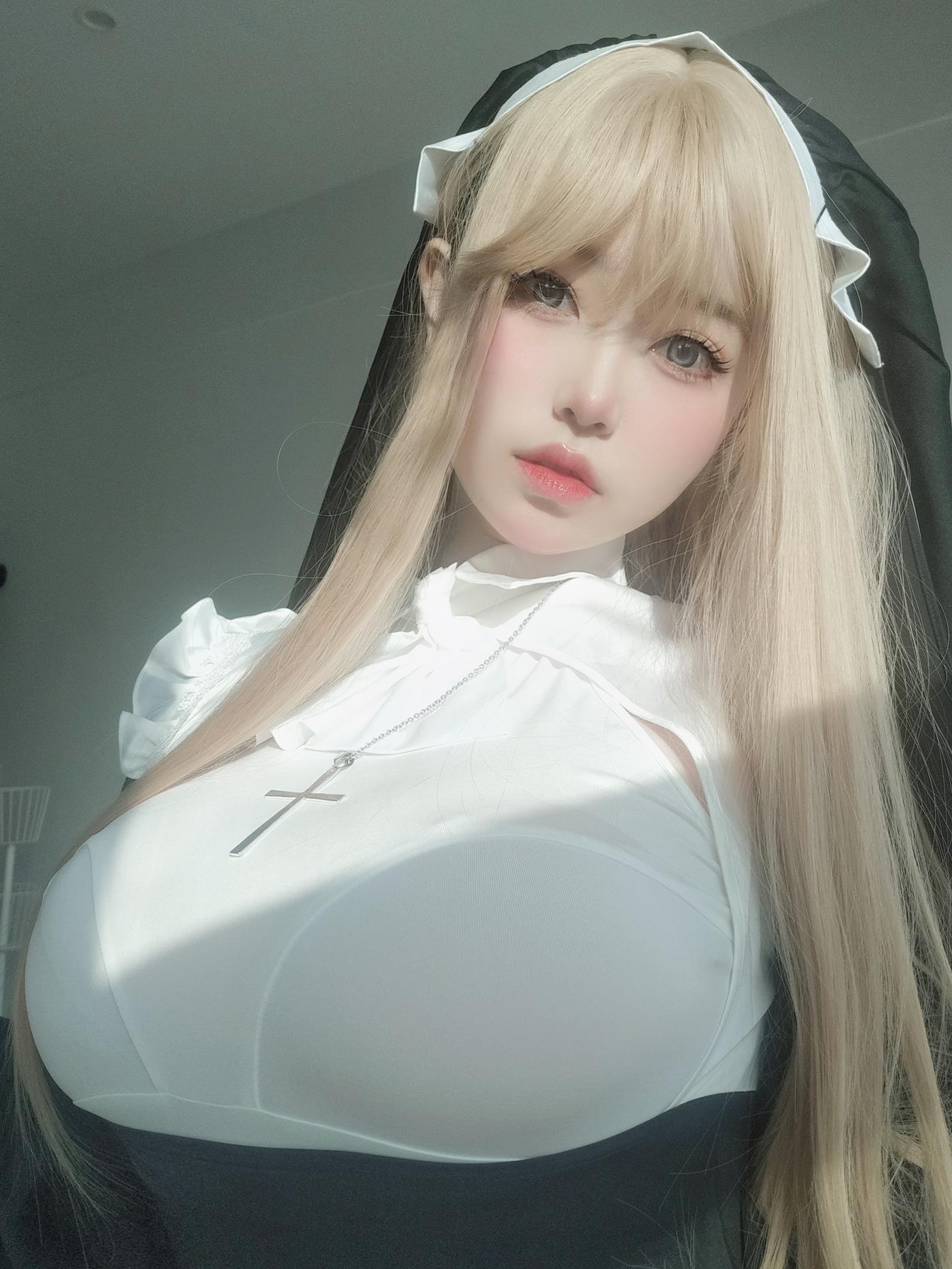 女主K  修女 [80P/511MB]插图1