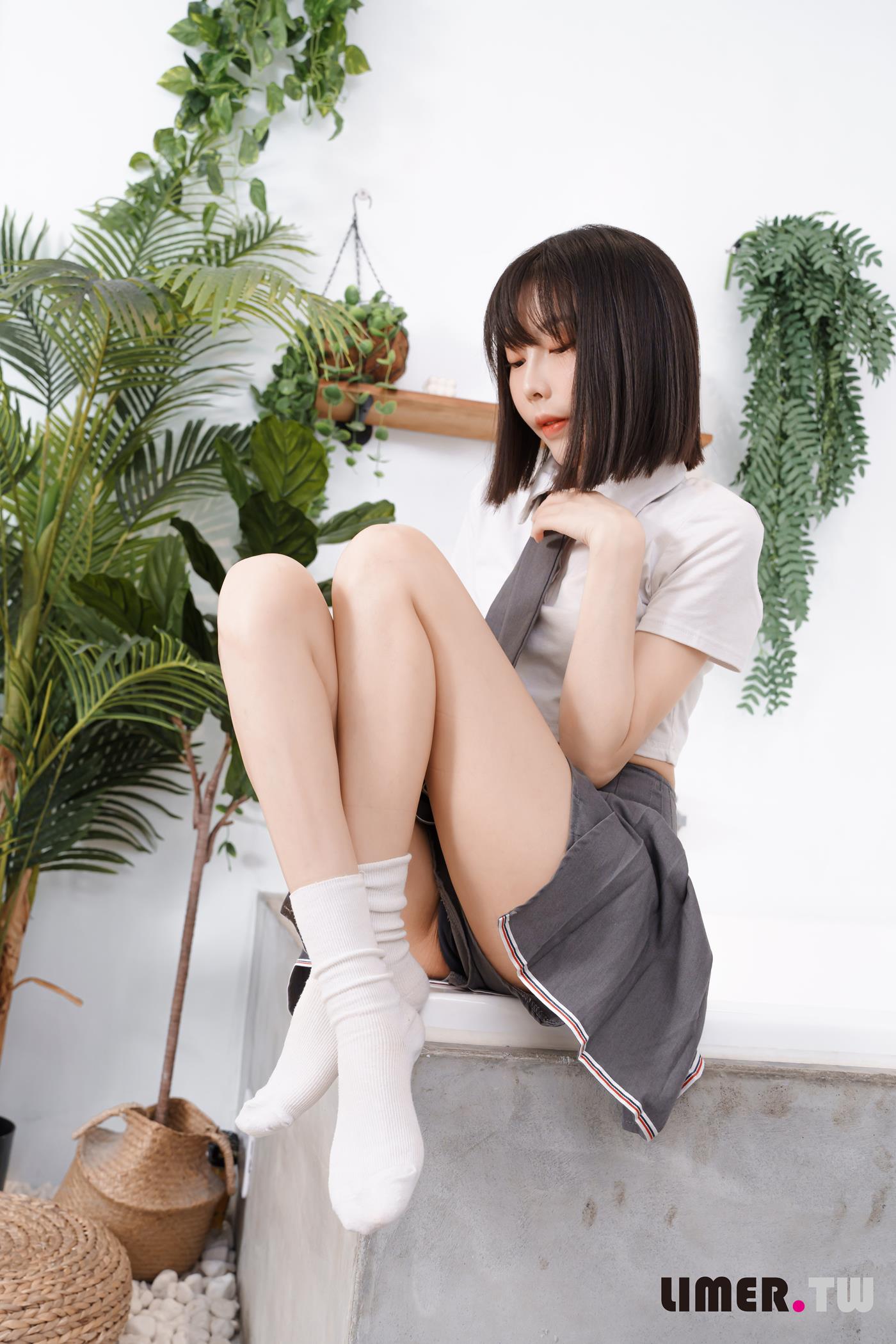 Limerence原创 NO.052 素人林莹 JK小隻馬の性感裸足[166P/1V/2.96GB]插图3