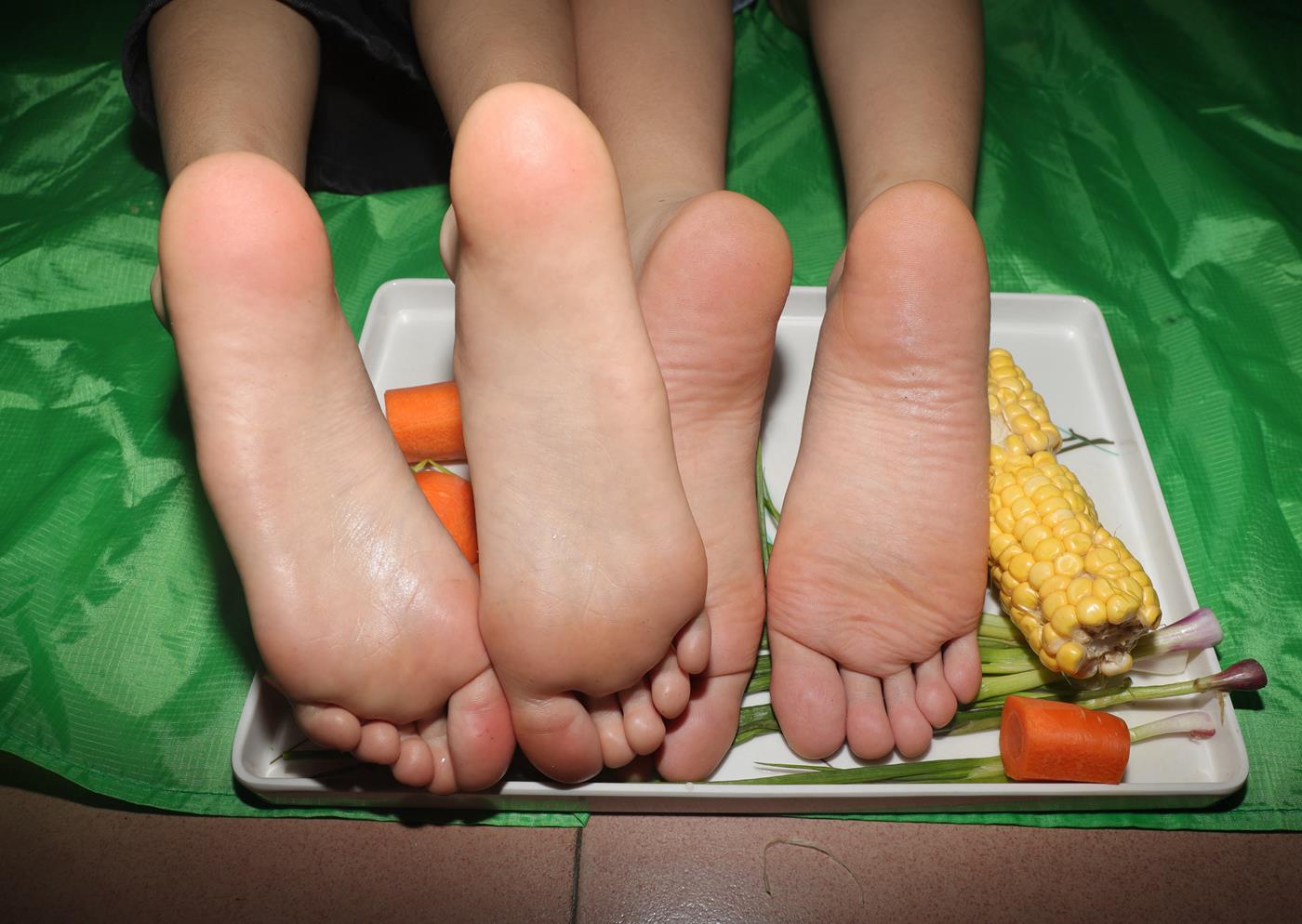 [Pary学生模拍] No.035 表妹与小芳拍完美jiao拍食物去 [91P/202MB]插图4