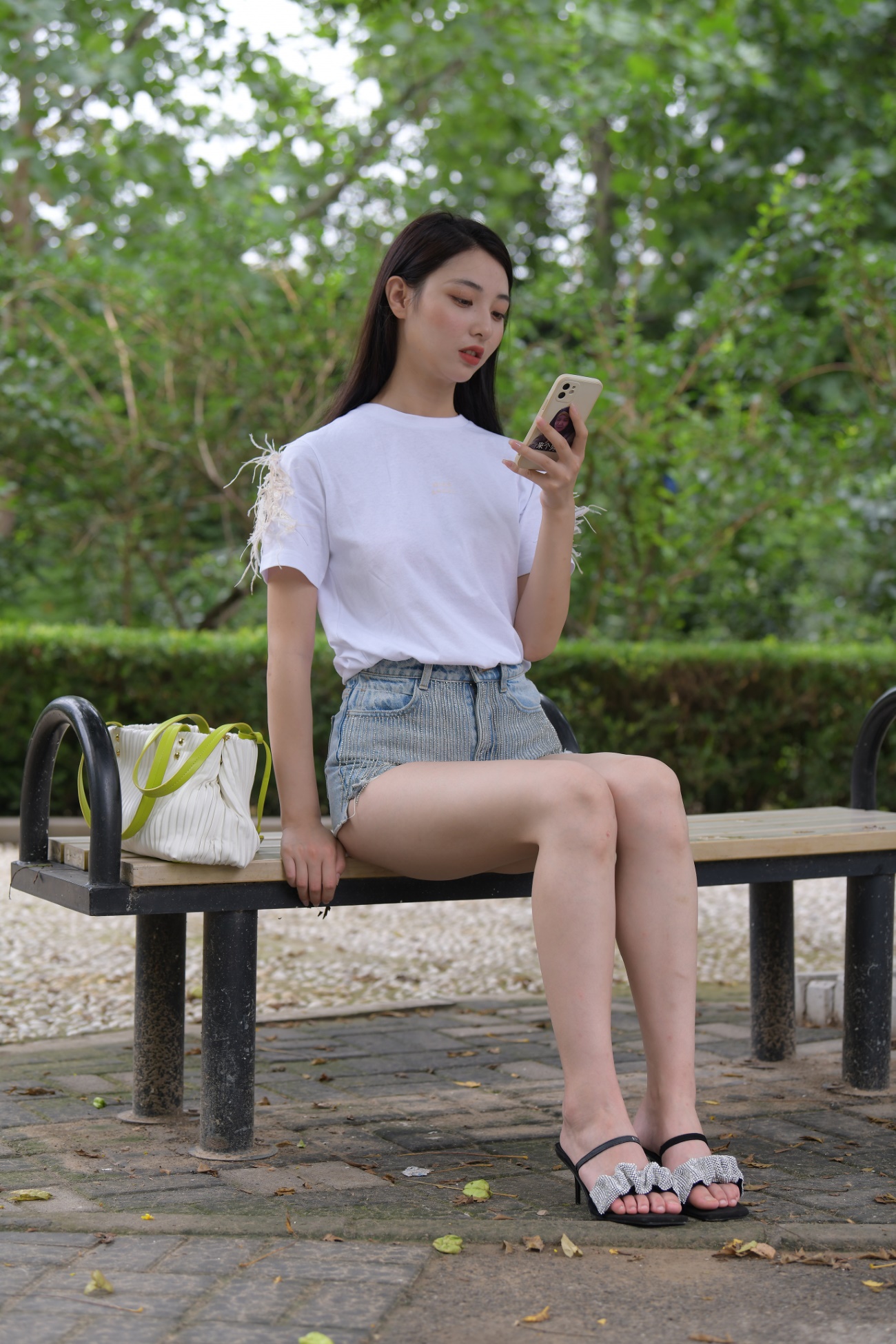 精选街拍作品 NO.1975 一始街拍作品 – 蓝色牛仔热裤美女[373P/440MB]插图3