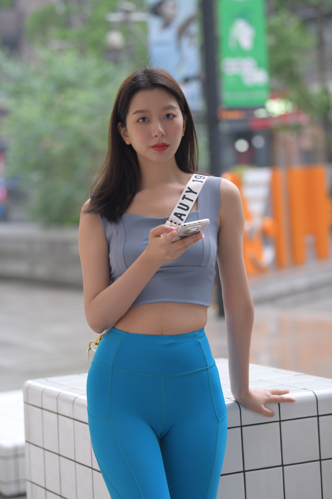 精选街拍作品 NO.2024 一始街拍作品 – 蓝色瑜伽裤美女[556P/553MB]插图4