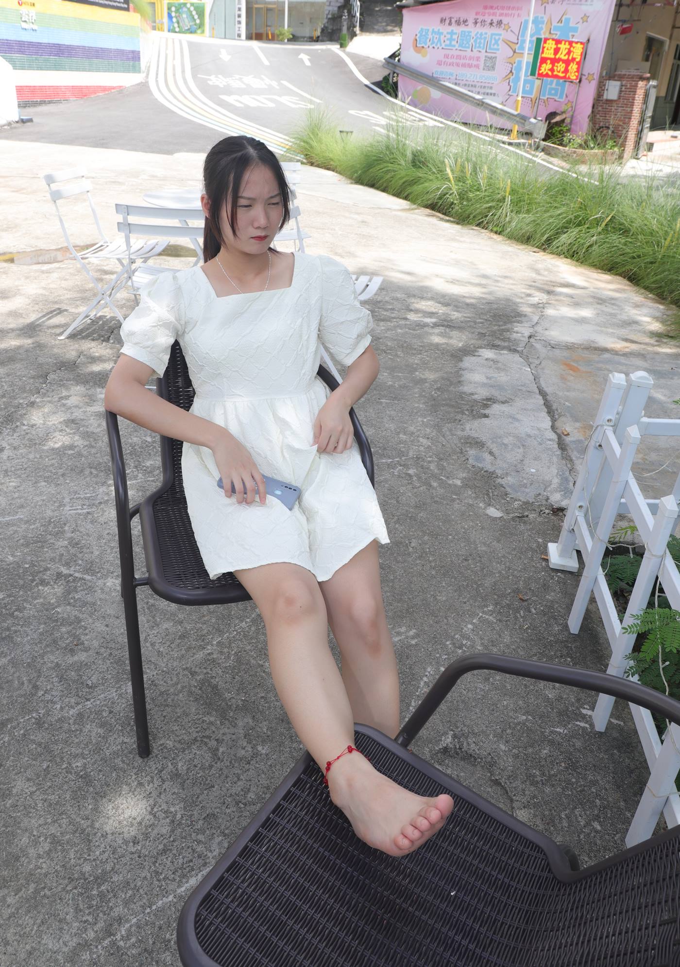 [Pary学生模拍] No.052 有点害羞的小尹的37码超白嫩脚 [76P/472MB]插图3