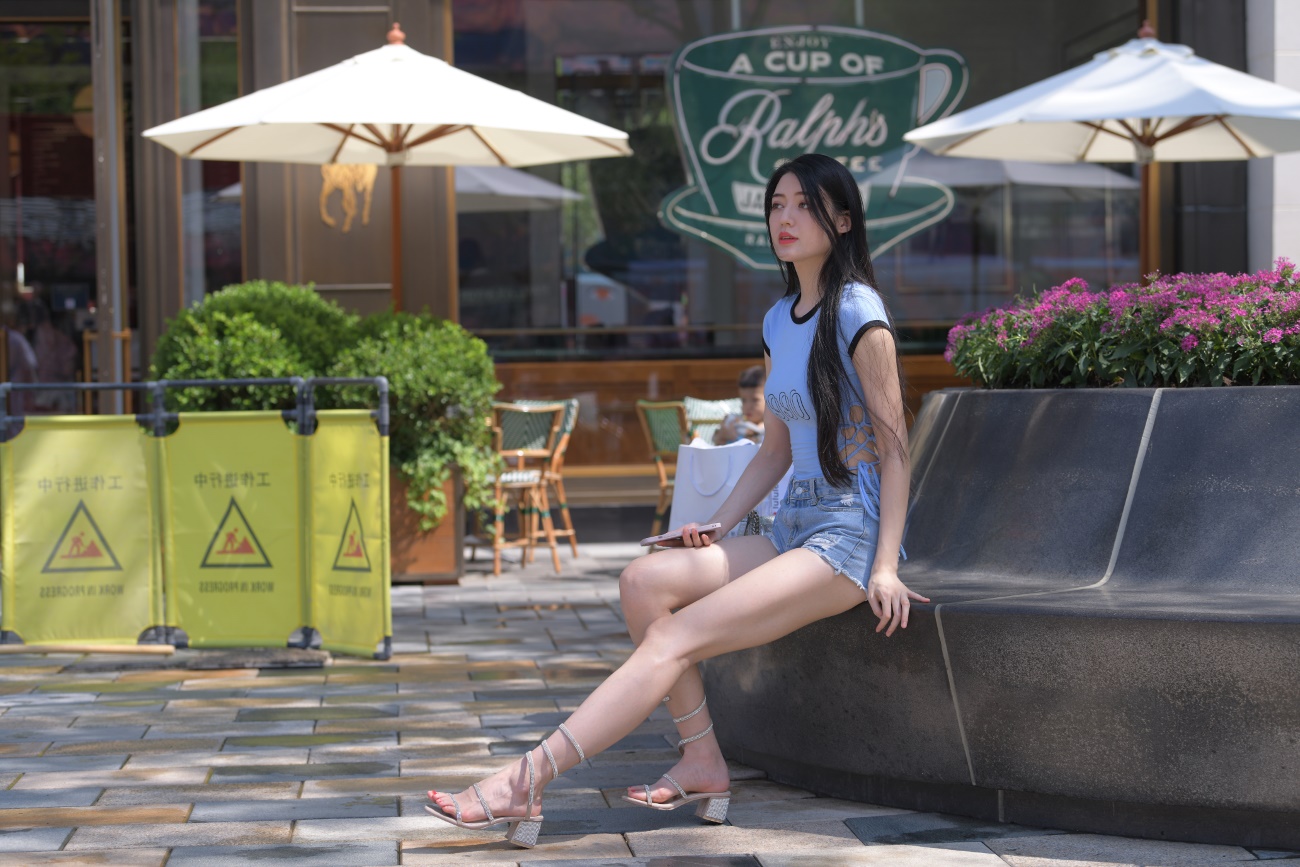 精选街拍作品 NO.2088 一只麋鹿摄影作品 – 蓝色牛仔热裤美女[681P/1.02GB]插图3