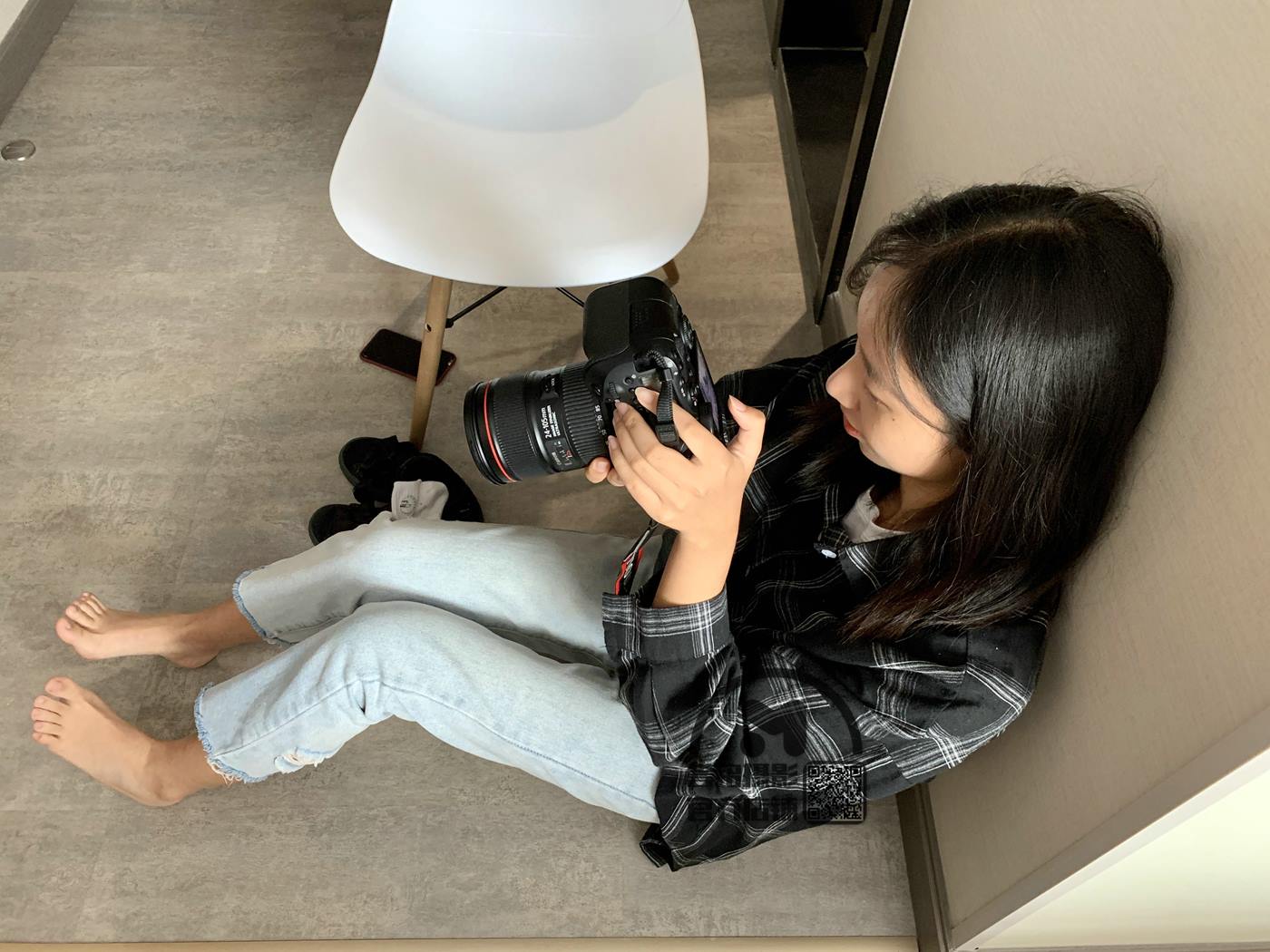 [誉铭传媒]袜足摄影 2020年《08月 幕后作品》[11P/8V/575MB]插图3