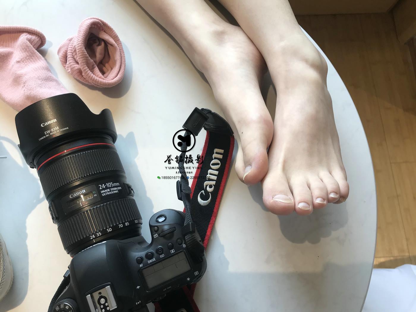 [誉铭传媒]袜足摄影 2020年《06月 幕后作品》[38P/8V/676MB]插图3