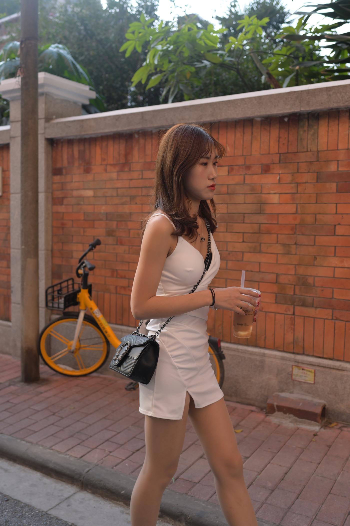 魔镜街拍 NO.073 白色连衣裙楼楼 [283P/5.9G]插图3