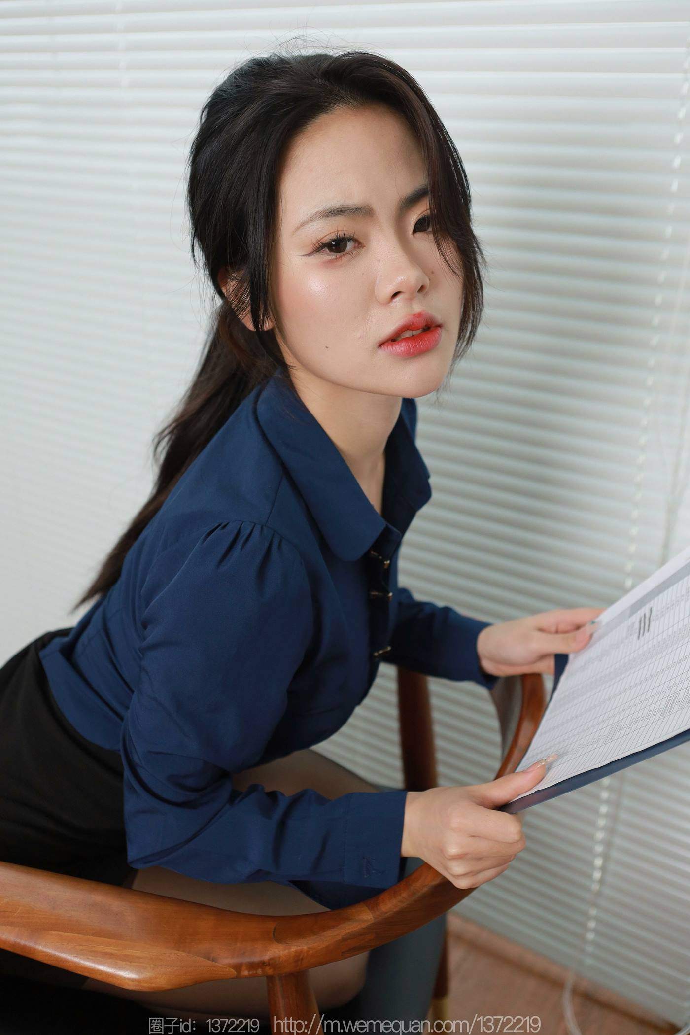 [IESS异思趣向] 耽丝 2023.03.22 兔兔（办公室下集） [69P/70M]插图1
