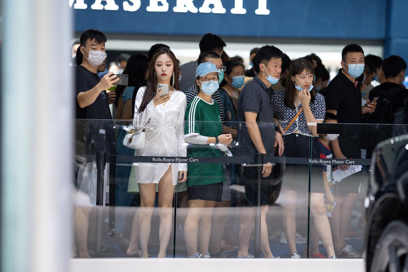 魔镜街拍 NO.056 玲玲街拍作品一个人的车展 [670P/2.9G]插图4