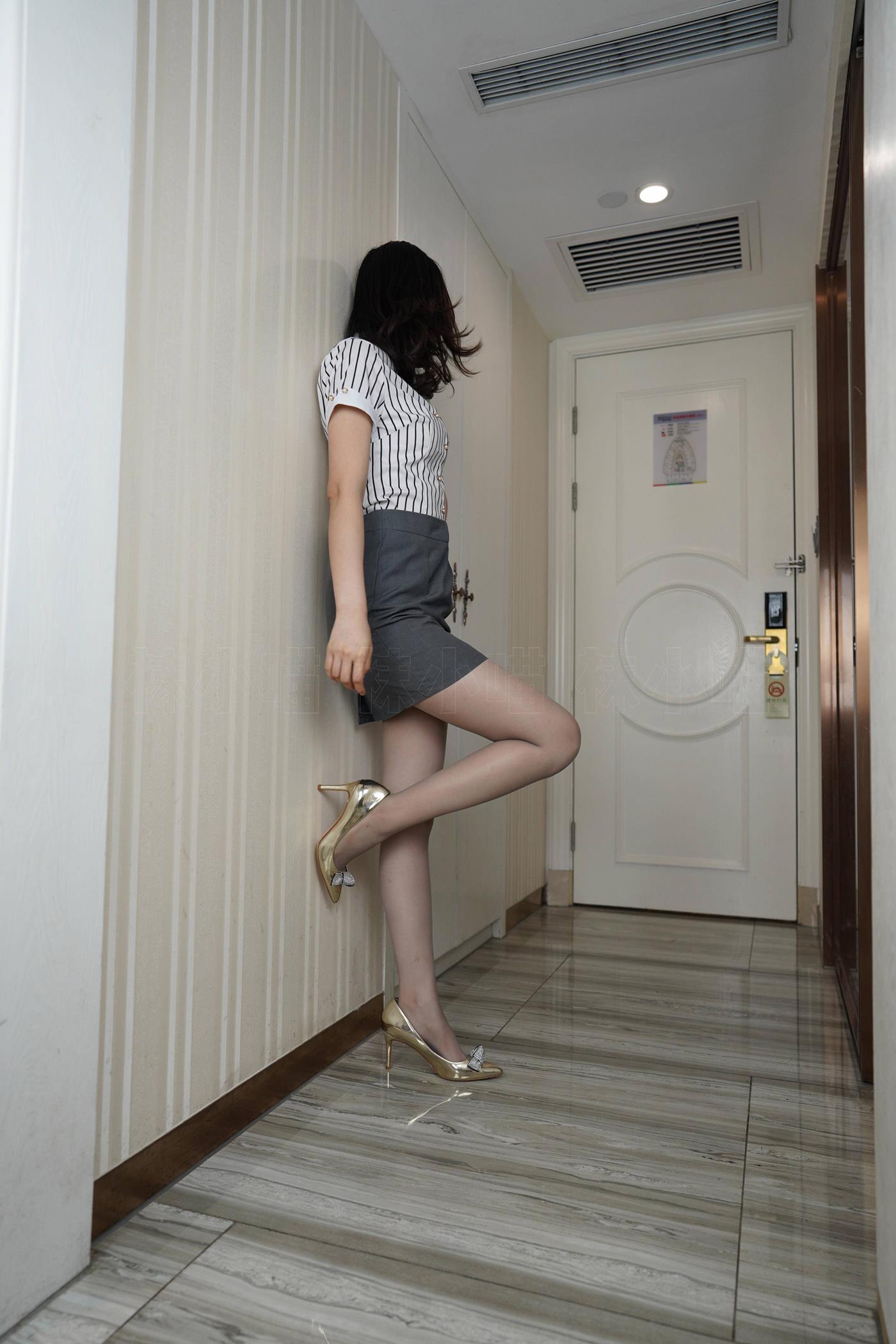 [KittyWawa袜小喵] KT308《照镜子》[75P/128MB]插图4