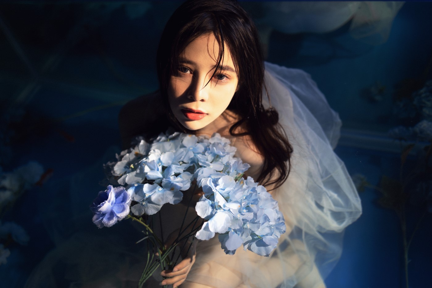 [YITUYU艺图语] 2022.06.13 镜花水月 蛋蛋 [35P/442MB]